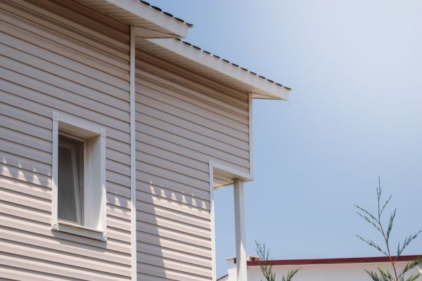 Cost of Vinyl Siding Repair in La Crosse